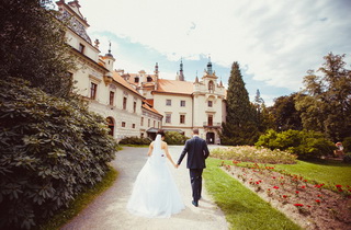 Az esküvő a kastélyban Pruhonice