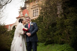 Esküvő Pruhonice tömítések, Cseh Köztársaság (vár) Az esküvő a kastélyban Pruhonice, Cseh Köztársaság
