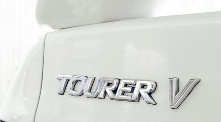 Тест-драйв toyota mark ii tourer v (тойота марк 2 Тоурер 5)