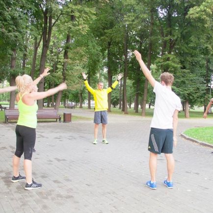 Training pe adidas runbase - in piscine (30 carti de club), lifhhaker, alerga cu adidas