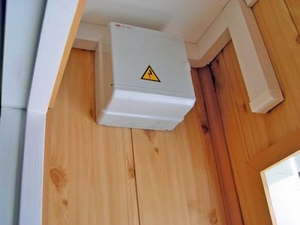 Instalarea unui panou electric printr-o tehnologie fiabilă