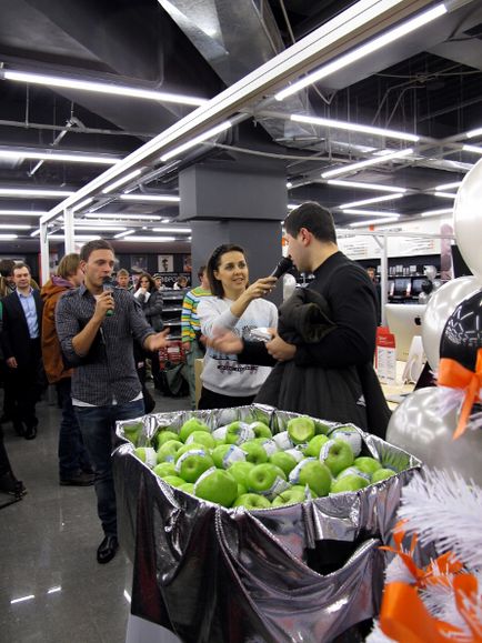 La Moscova, a deschis primul magazin de mere