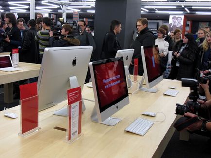 Moszkvában megnyitotta az első Apple bolt