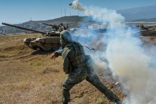 Військові розповіли, як забезпечити фінансування в бойових умовах - російська газета