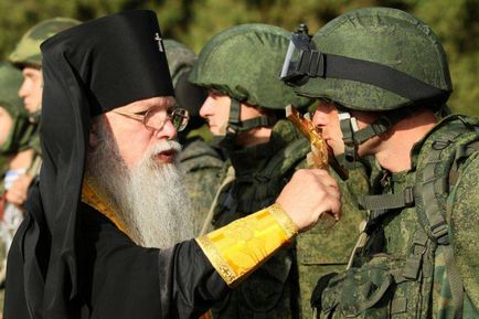 Військові священики в бойових порядках - военное обозрение