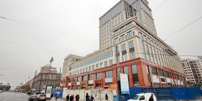 Біля метро «Електросила» завершили будувати офісну висотку - новини будівництва санктрпетербурга