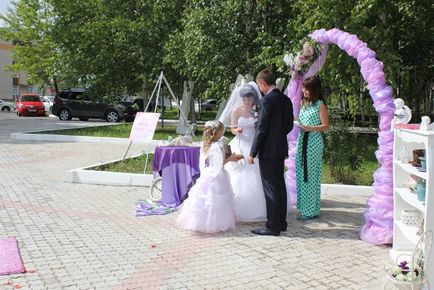 În Tynda, noii soții au jucat o nuntă la gară