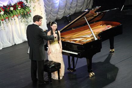 Concursul de tineret al lui Denis Matsuev a adus succes la școala rusă de pian - lucrul la ziare
