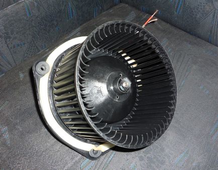 Înlocuirea ventilatorului (motorului) a sobei