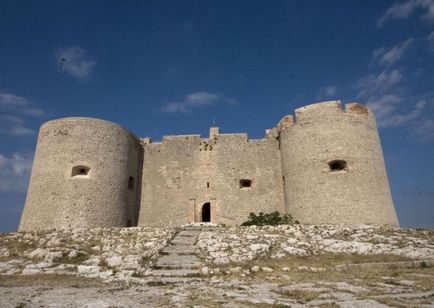 Castelul de fapte necunoscute și istoria scrisului contelui de Monte Cristo - micul meu colț confortabil