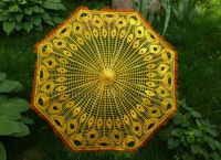 жовтий парасольку