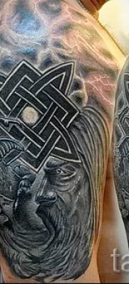 Semnificația tatuajului Valkyrie este semnificația, istoria și exemplele din fotografie