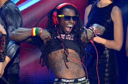 10 Fapte din viața lui lil Wayne