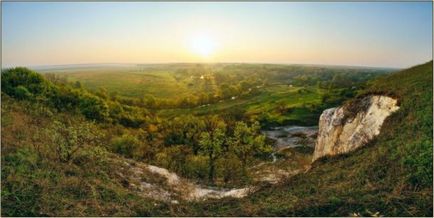 17 Мальовничих скель України, активний спосіб життя