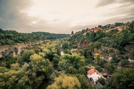 17 Мальовничих скель України, активний спосіб життя