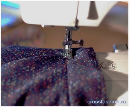 Grupul Crossfashion - coaseți o rochie cu flanc în partea de jos cu clasa de mâini proprii mâinile de pe blog-ul de afaceri