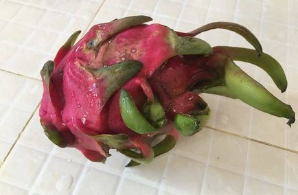 Dragonfruit sau Pitahaya este un produs dietetic valoros