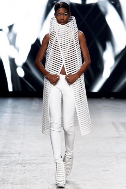 Gareth Pugh tervezők nem, ők születtek - Fair Masters - kézzel készített, kézzel készített (tervező) Gareth Pugh tervezők nem, ők születtek - Fair Masters - kézzel készített, kézzel készített