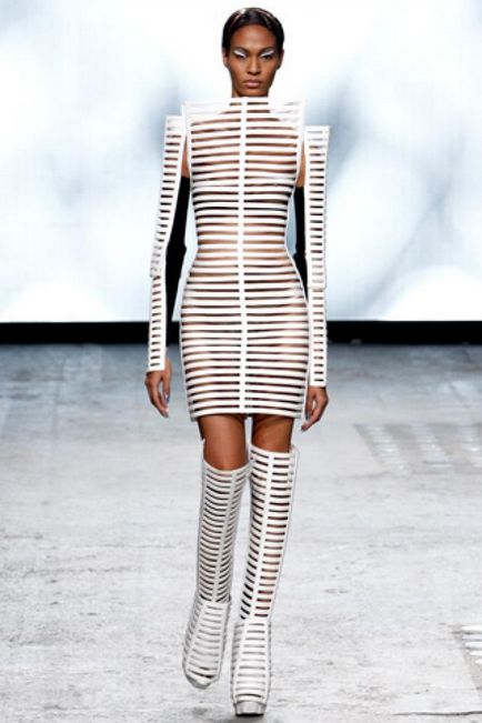 Gareth Pugh tervezők nem, ők születtek - Fair Masters - kézzel készített, kézzel készített (Gareth) Gareth Pugh tervezők nem, ők születtek - Fair Masters - kézzel készített, kézzel készített
