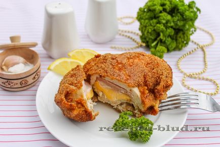 Cordon Bleu - a recept egy fotót minden egyes szakaszában a főzés (csirke cordon bleu recept fotók) Cordon Bleu - a recept egy fotó egyes sütési lépésre