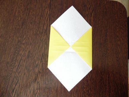 Maestru-clasa de a face o geantă pentru un cadou în tehnica origami