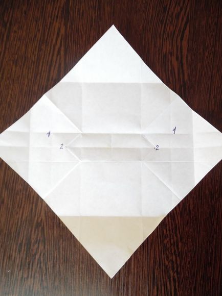 Maestru-clasa de a face o geantă pentru un cadou în tehnica origami