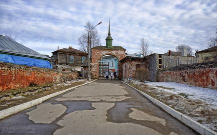 Можайський кремль, микільський собор і петропавловская церква