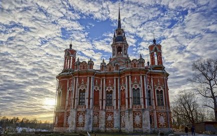 Можайський кремль, микільський собор і петропавловская церква