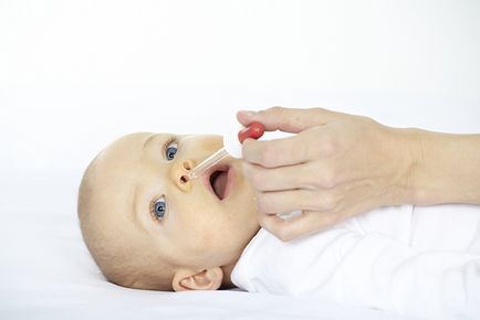 Este posibil să picurăți un Kalanchoe în nasul unui copil cu frig