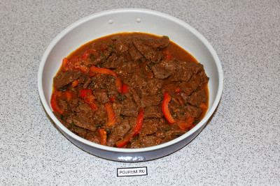 Carnea în sos de roșii - rețetă pas cu pas cu fotografie cum să gătești