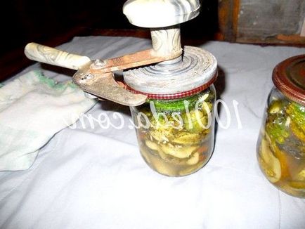 Uborka szeletek téli recept lépésről lépésre kép - uborka télen