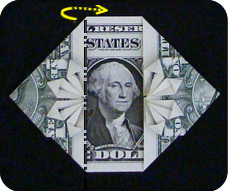 Origami de cămașă de bani cu cravată și flori cu diagrama și video