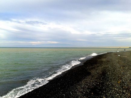 Se odihnește pe lac