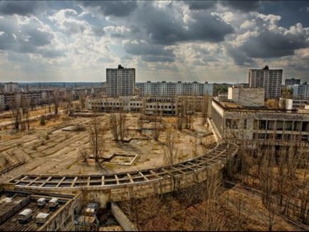 O excursie la Pripyat, merită să joace lumânări, pentru oamenii noștri