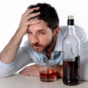 Durata de binge a unui alcoolic, opri alcoolismul