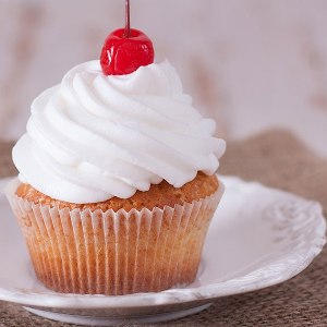 Tekintsük hogyan lehet cupcakes teli - lépésenként recept képekkel és leírásokkal