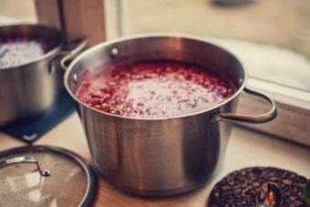 Rețete de borscht pentru iarnă în cutii, cartofi prajiti și sfeclă pe borsch