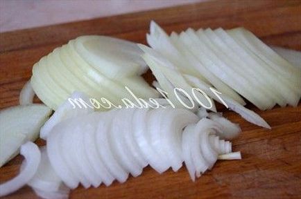 Recept ízletes csirke pörkölt (gulyás) Recept egy finom csirke pörkölt