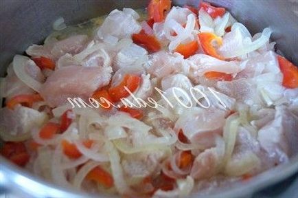 Recept ízletes csirke gulyás (magyar gulyás csirkemell) Recept egy finom csirke pörkölt