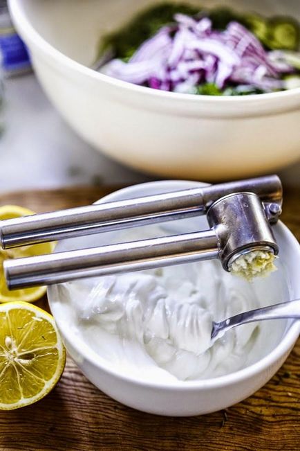 Salata de castravete în limba turcă - gătiți cu voi