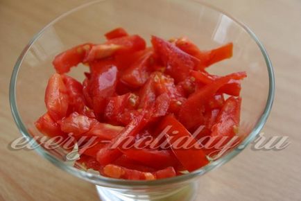 Salată de roșii cu brânză și mere (mere) Salată de roșii cu brânză și mere