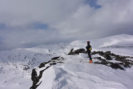 De schi alpinism este un schi fond sau de munte