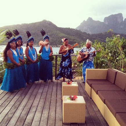 Esküvő Bora Bora területén esküvői program fotók