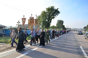 Sfântul Tikhon, episcopul Voronejului, slujitorul de minuni Zadonsky, Sfântul Uspenski Svyatogorsk Lavra