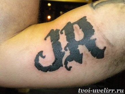 Tatuaj scrisori