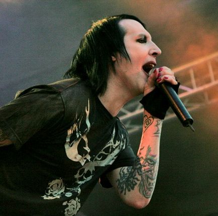 Tetoválás Marilyn Manson érték tetoválás fotó
