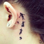Tatuaj pe urechi, tatuaj pentru urechi feminin, masculin, fotografie, schițe de tatuaje în spatele urechilor, pe urechi