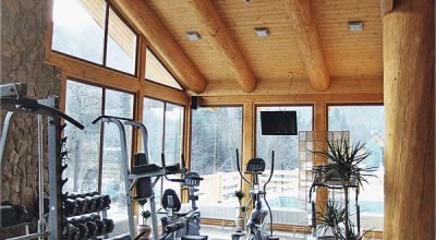 Gym az erkélyen, sport a loggia