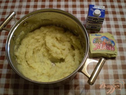 Вареники з молодою картоплею і кропом - покроковий рецепт з фото