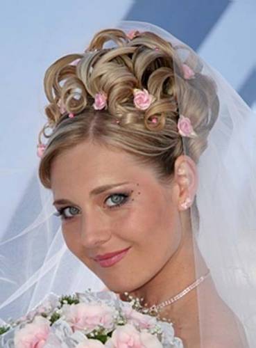 Вибрати салон краси для весільної зачіски і весільного макеяжа